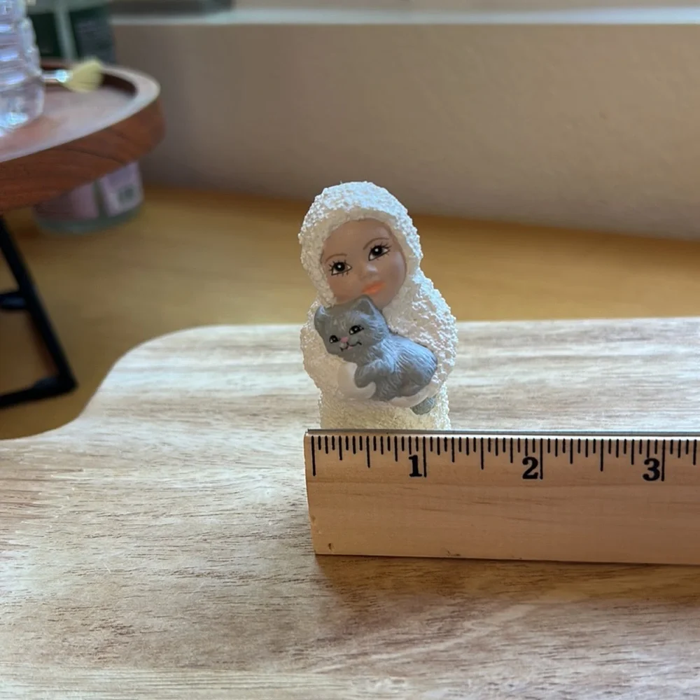 Vintage Miniature Ceramic Eskimo Like Figure Holding A Gray Kitty Cat Figurine